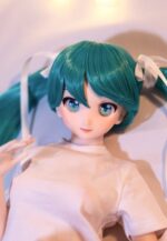 EX Doll 以外的更好選擇？Miku 迷你可愛動漫苗條蘿莉 超柔軟矽膠身體仿真性愛娃娃 60cm (乙烯基頭) 動漫性愛娃娃版