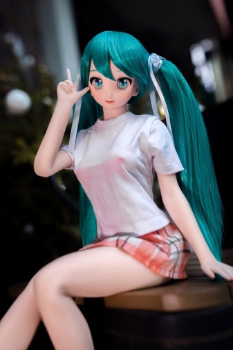 實體娃娃 - Miku 迷你可愛動漫苗條蘿莉 超柔軟矽膠身體仿真性愛娃娃 60cm (乙烯基頭)