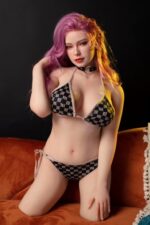 [高級醫療級矽膠] Queen 迷你巨乳半身淫娃 超柔軟矽膠仿真性愛娃娃 105cm - JoyToy 香港 正品