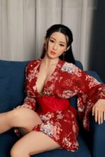 真實膚質 - Rebecca 羞澀純真東亞美人 F罩杯金屬靈活骨架 超柔軟矽膠仿真性愛娃娃 165 cm