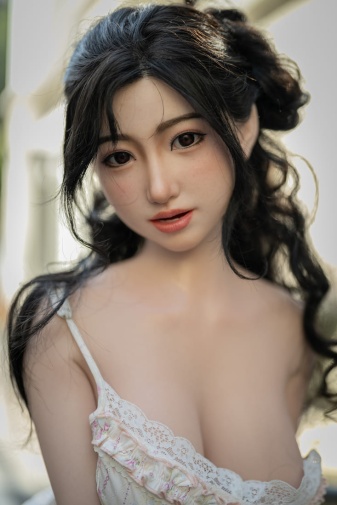 實體娃娃 - Rina 韓系小清新果汁女孩 E罩杯金屬骨架果凍軟胸 超柔軟矽膠仿真性愛娃娃 159 cm