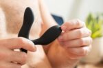 We-Vibe Vector Plus 震動式前列腺按摩器 - 黑色 - 私密好物