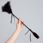 SM情趣 - Secret Play 調情羽毛&騎師皮鞭 - 黑色